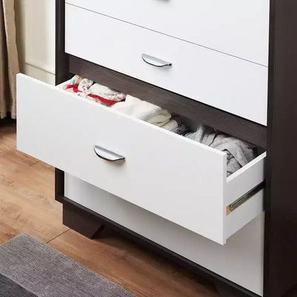 Commode blanche et espresso
