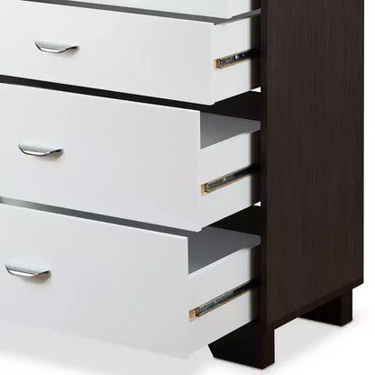 Commode blanche et espresso
