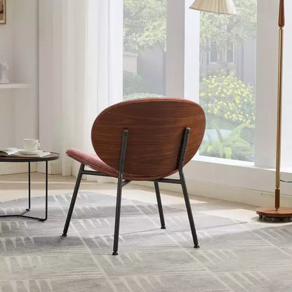 Chaise Coque Mid-Century Moderne - Piètement Tripode, Cuir Noir, Finition Noyer, Dossier Confortable