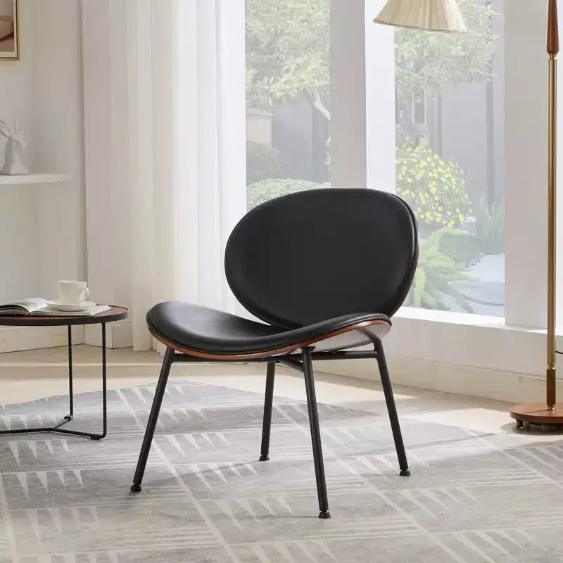 Chaise Coque Mid-Century Moderne - Piètement Tripode, Cuir Noir, Finition Noyer, Dossier Confortable