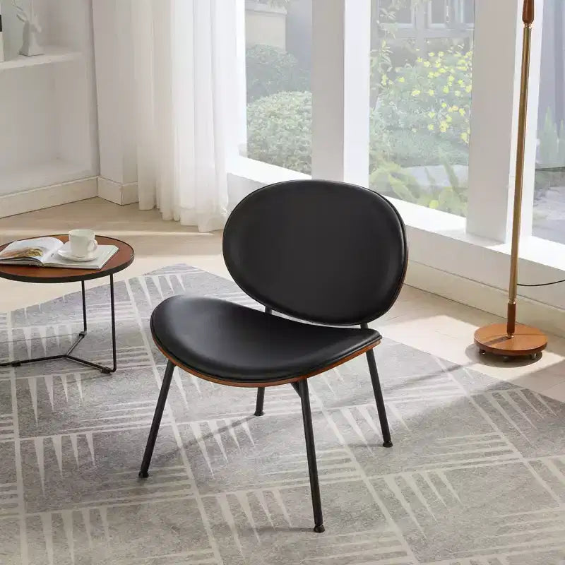 Chaise Coque Mid-Century Moderne - Piètement Tripode, Cuir Noir, Finition Noyer, Dossier Confortable