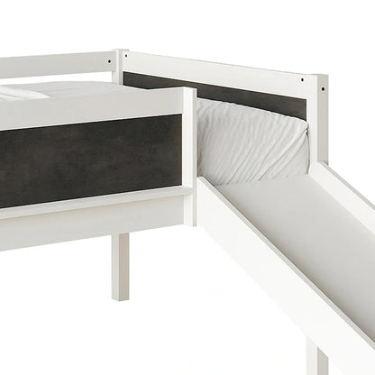 Lit mezzanine bas classique double CraftPorch avec tableau noir, toboggan et échelle