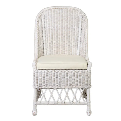 Chaise d'appoint de salle à manger capitonnée en rotin naturel par East at Main