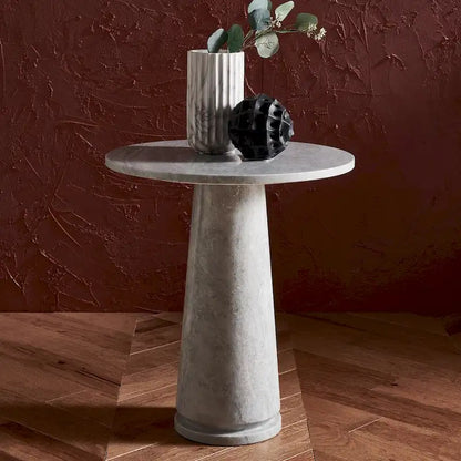 Table d'appoint ronde haute en marbre SAFAVIEH Couture Ghicu - 56 cm L x 53 cm P x 61 cm H - 21Wx21Dx24H