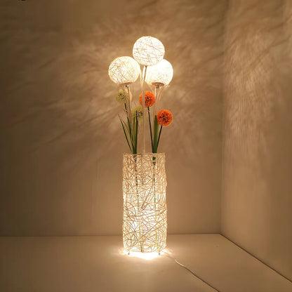 Lampadaire LED en rotin à brancher pour salon